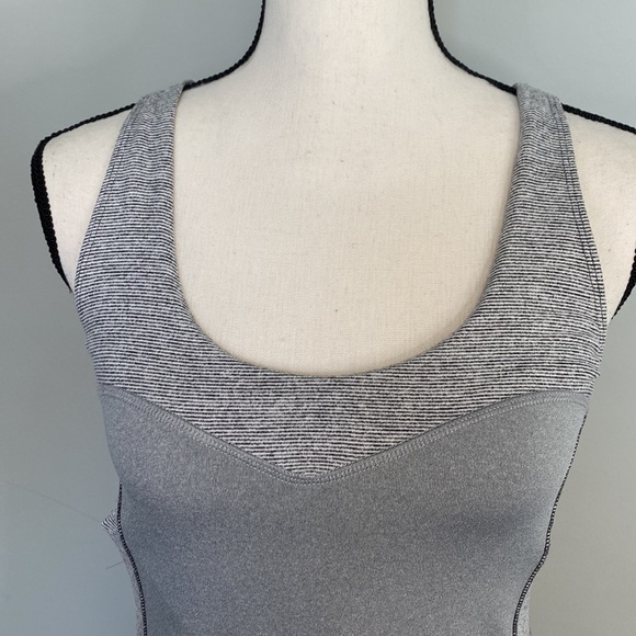 Lucy Athletic Razor Back Adjustable Bra Workout Grey Tank Top - Picture 2 of 5